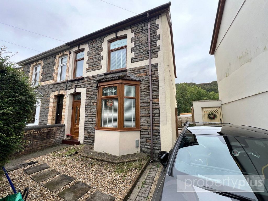 Property photo 3 of 23 Picture No. 26
