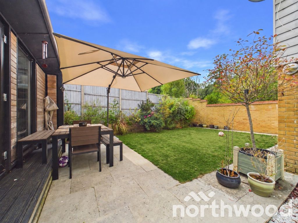 Property photo 3 of 47