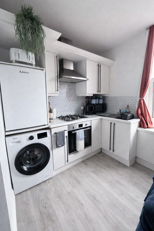 Property photo 2 of 8 Photo 1