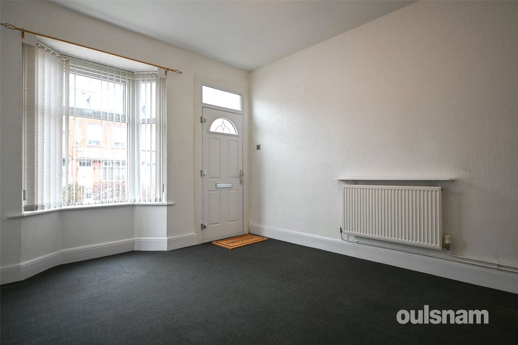 Property photo 3 of 21 Picture No. 01