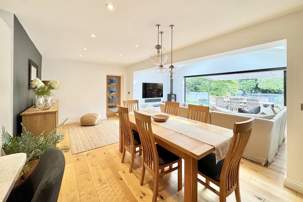 Property photo 2 of 44