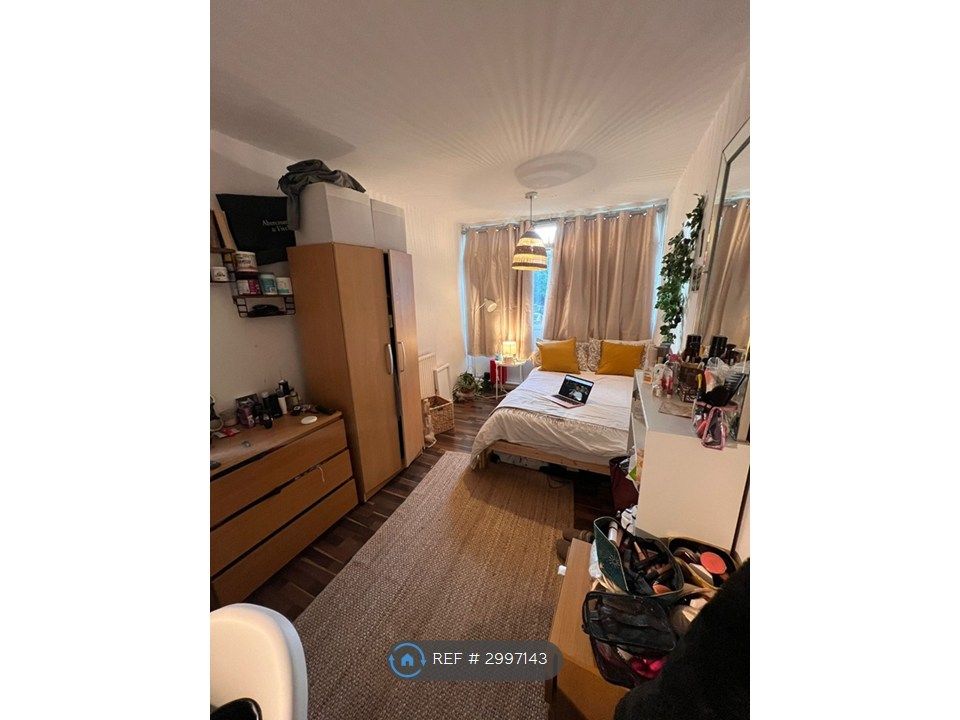Property photo 1 of 4