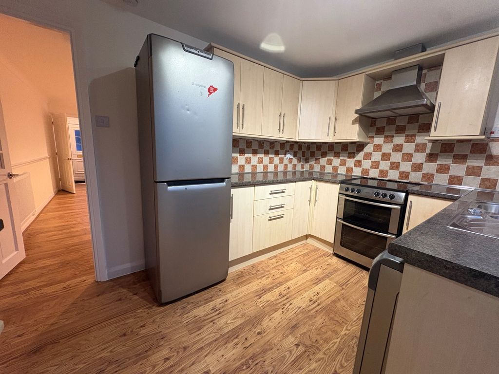 Property photo 3 of 9 Picture No. 04