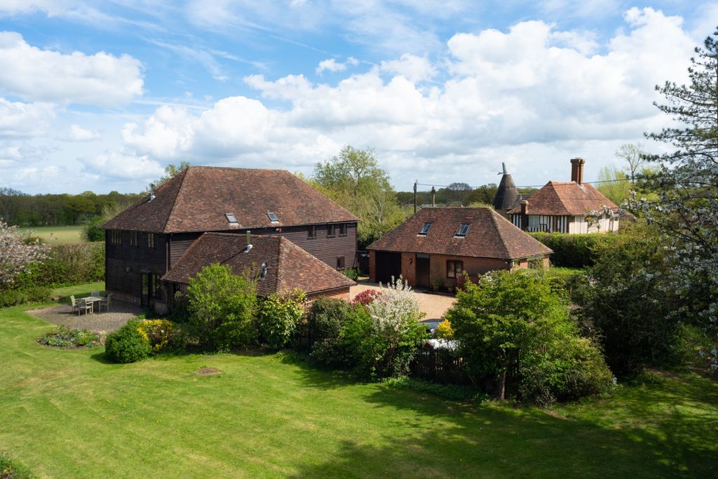 Property photo 1 of 26 4099604