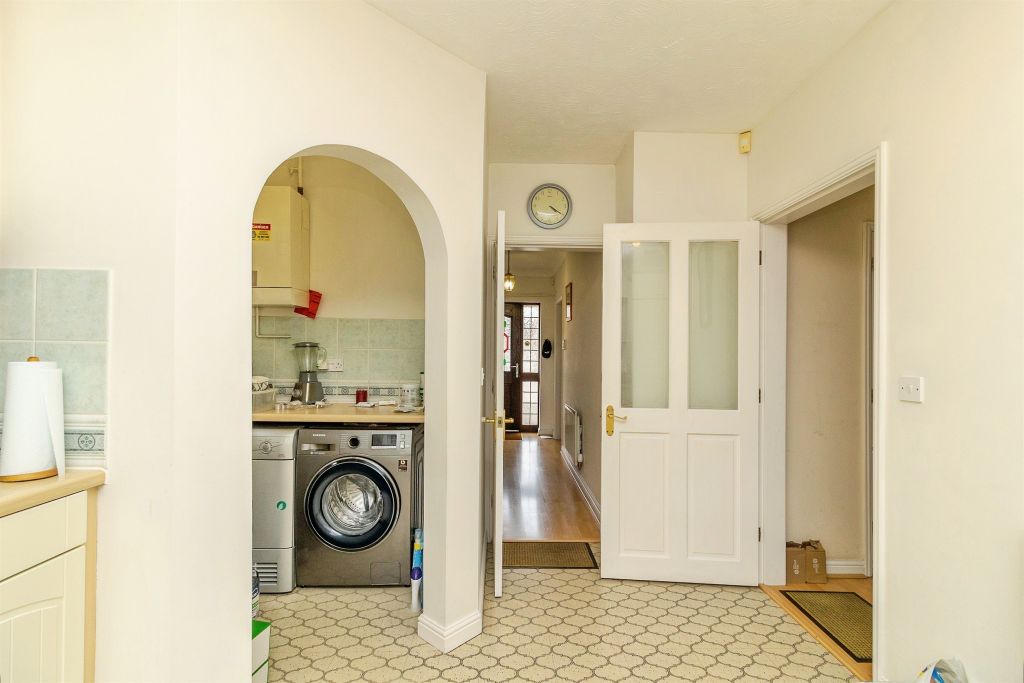 Property photo 3 of 18