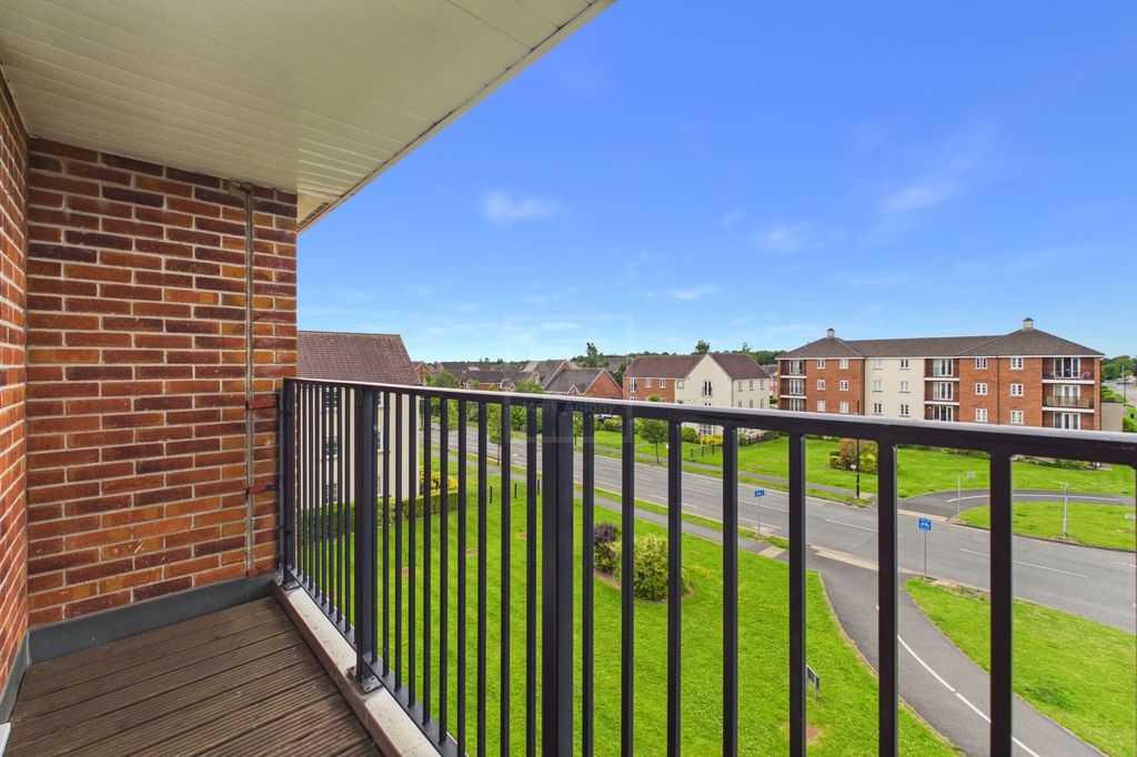 Property photo 3 of 12 Balcony