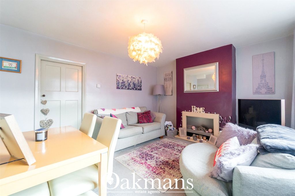 Property photo 2 of 31 Picture No. 15