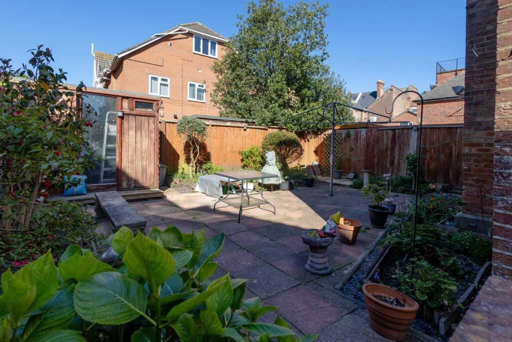 Property photo 1 of 17