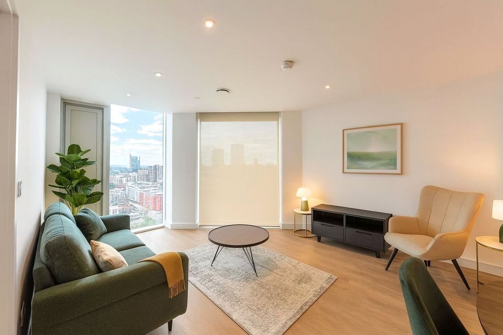 Property photo 2 of 17 Picture No. 16