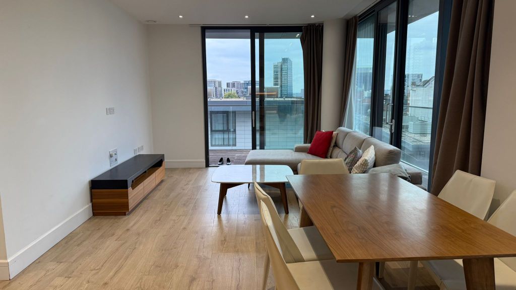 Property photo 3 of 19