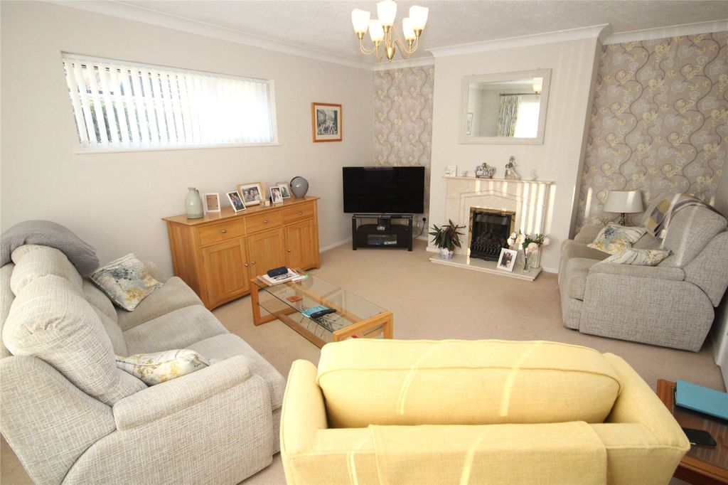 Property photo 3 of 14 Picture No. 13