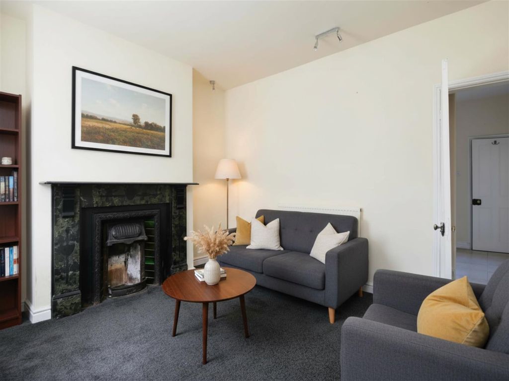 Property photo 3 of 12 Ai Lounge.Png