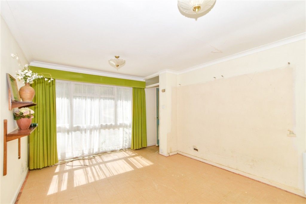 Property photo 2 of 13 Lounge/Dining Room