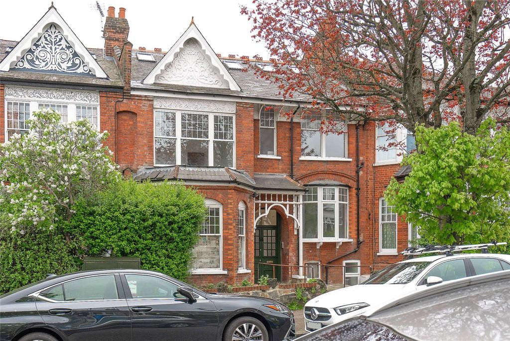 Property photo 1 of 15 Front External Old