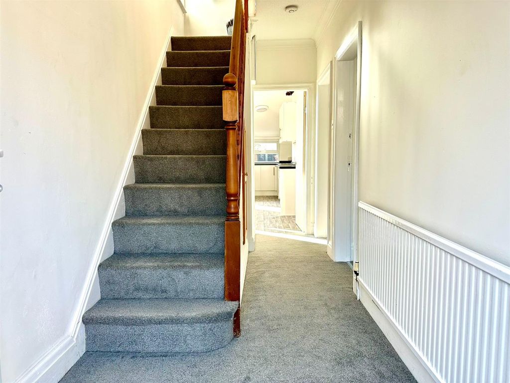 Property photo 2 of 16 Whatsapp Image 2026-04-27 At 10.00.54.Jpeg