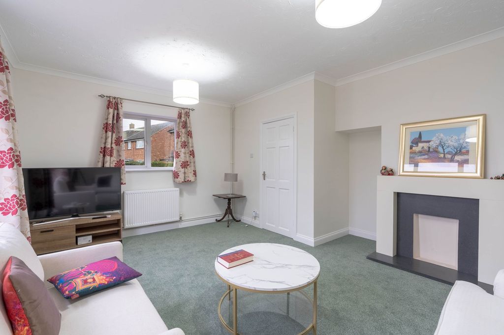 Property photo 2 of 14