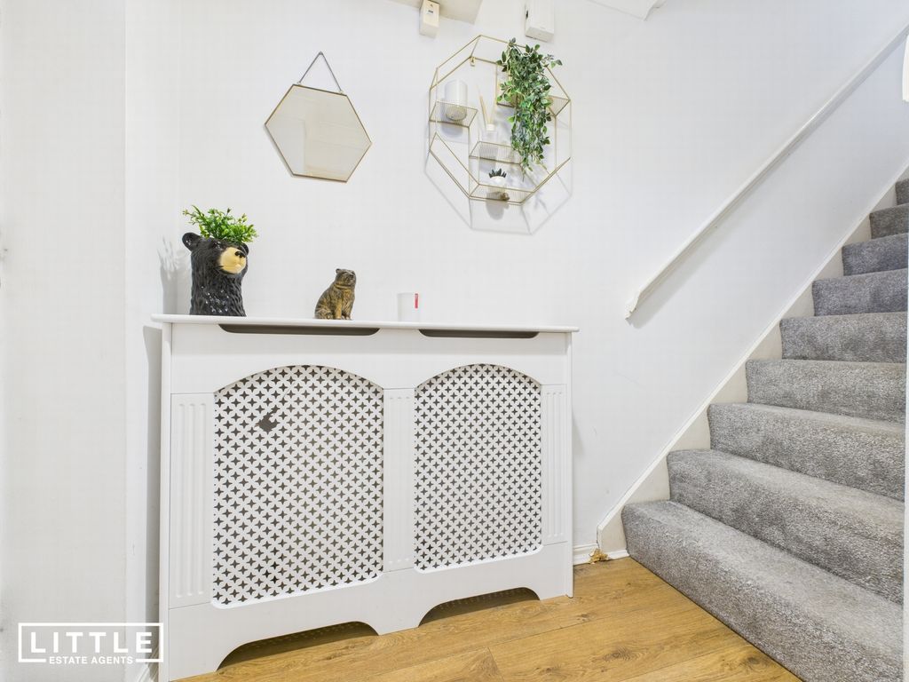 Property photo 2 of 18 Photo 5