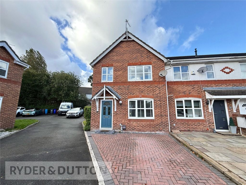 Property photo 1 of 21 Front External