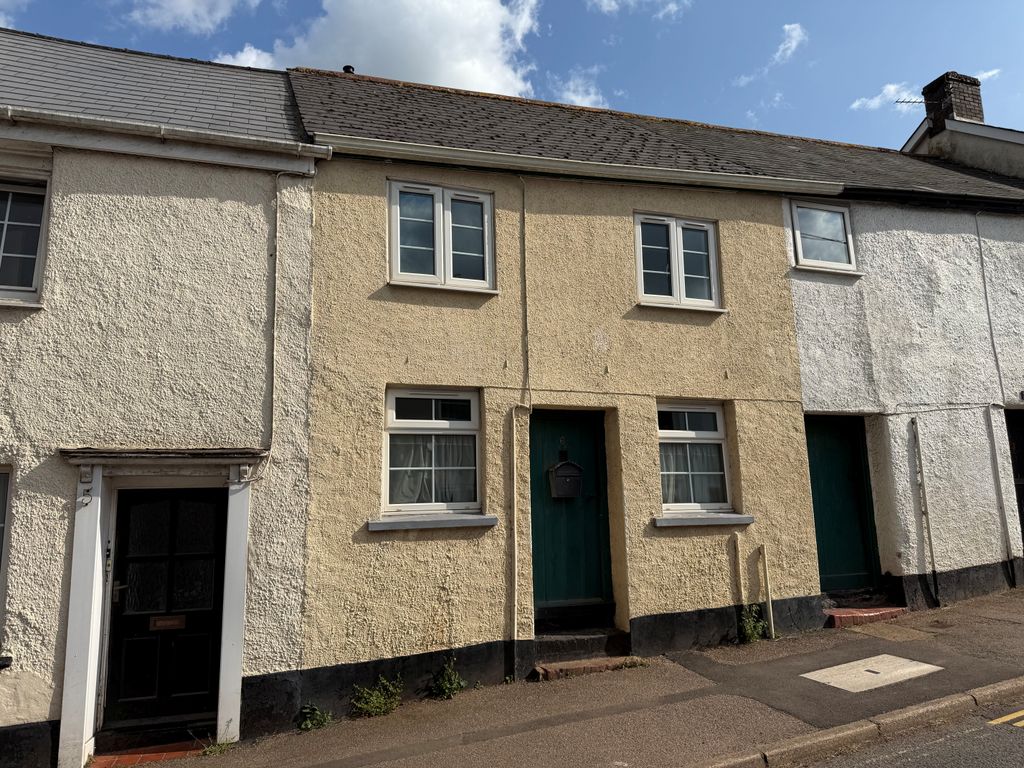 Property photo 1 of 17 Outside Front 2