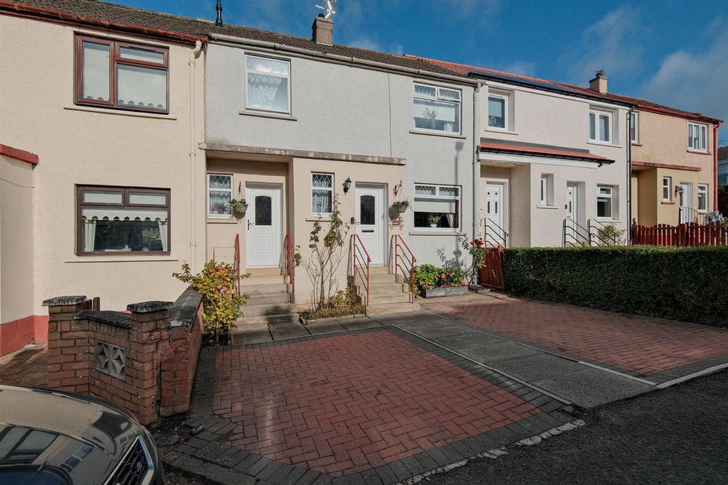 Property photo 2 of 37 002-23 West Thornlie Street, Wishaw ML2 7Ar.Jpg