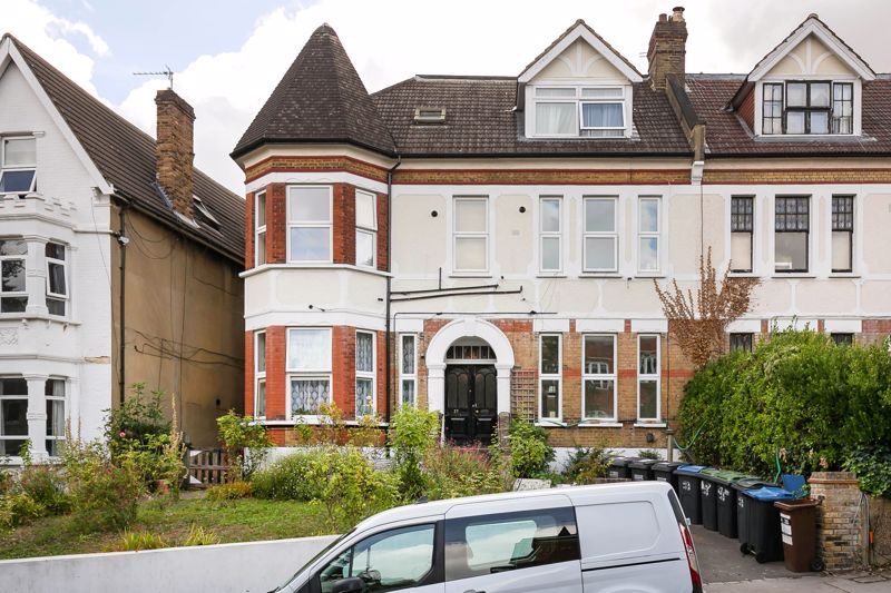 Property photo 1 of 16 External