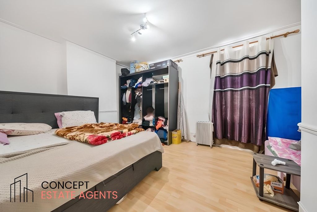 Property photo 3 of 4