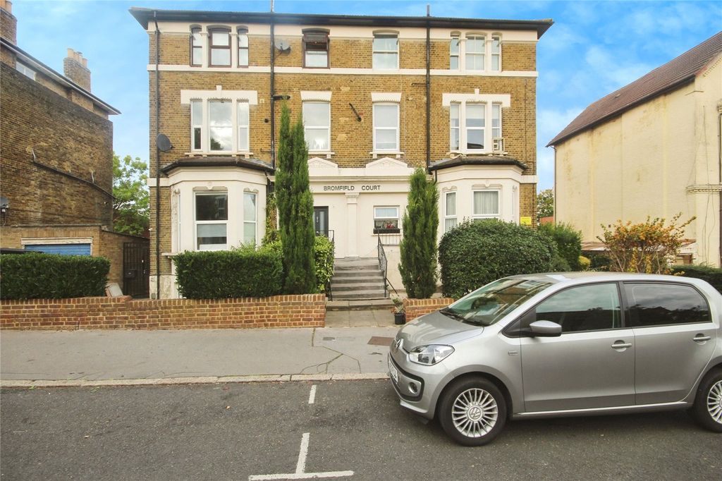 Property photo 2 of 7 Exterior