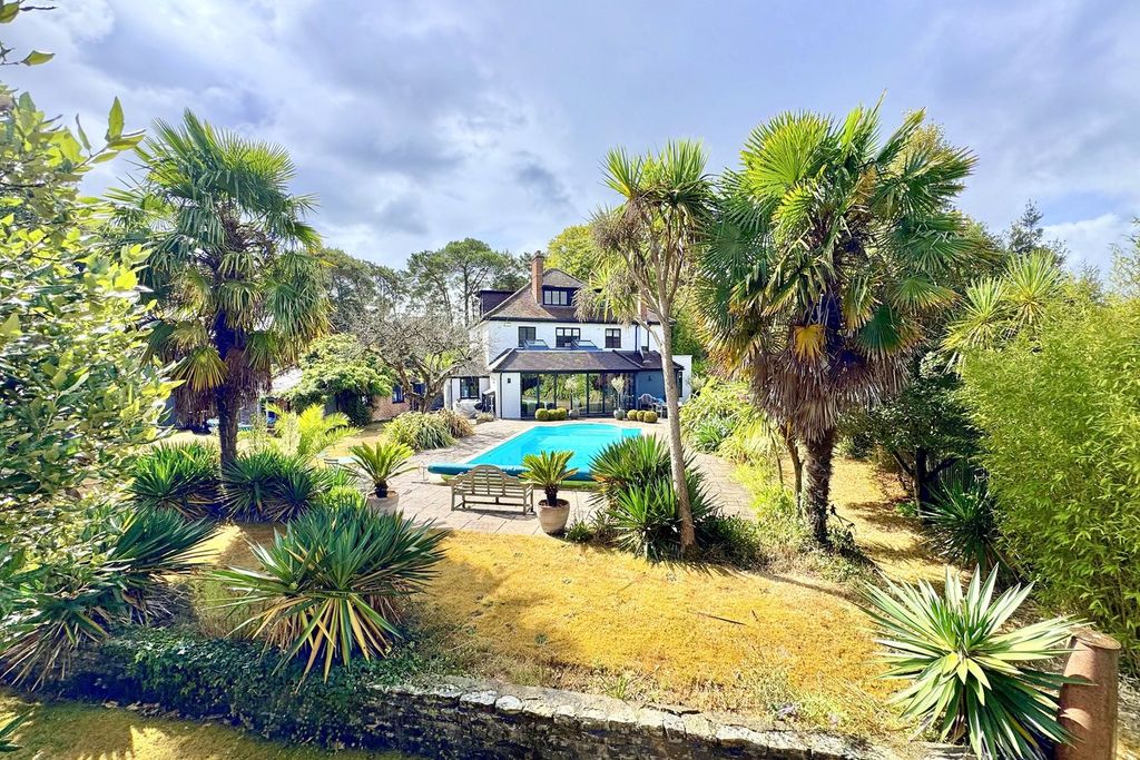 Property photo 3 of 38