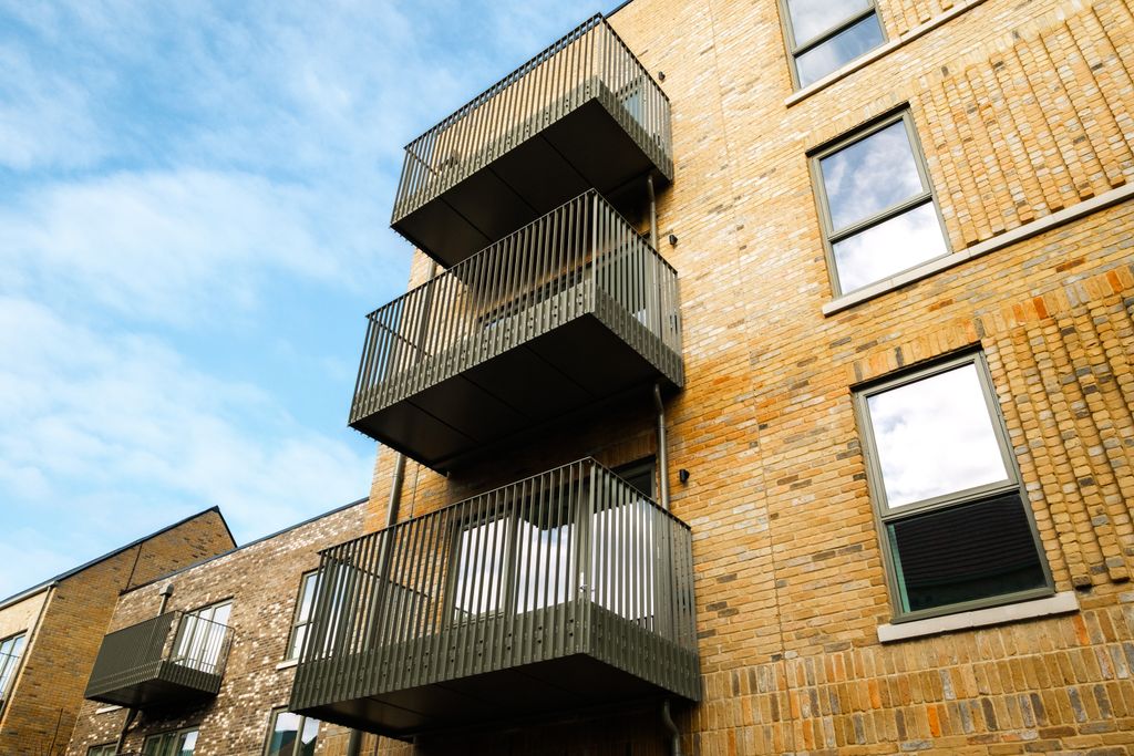 Property photo 2 of 13