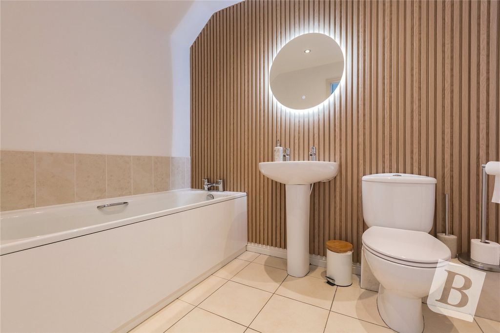 Additional image 6 of 3 bed flat for saleKidman Close, Gidea Park, Romford RM2