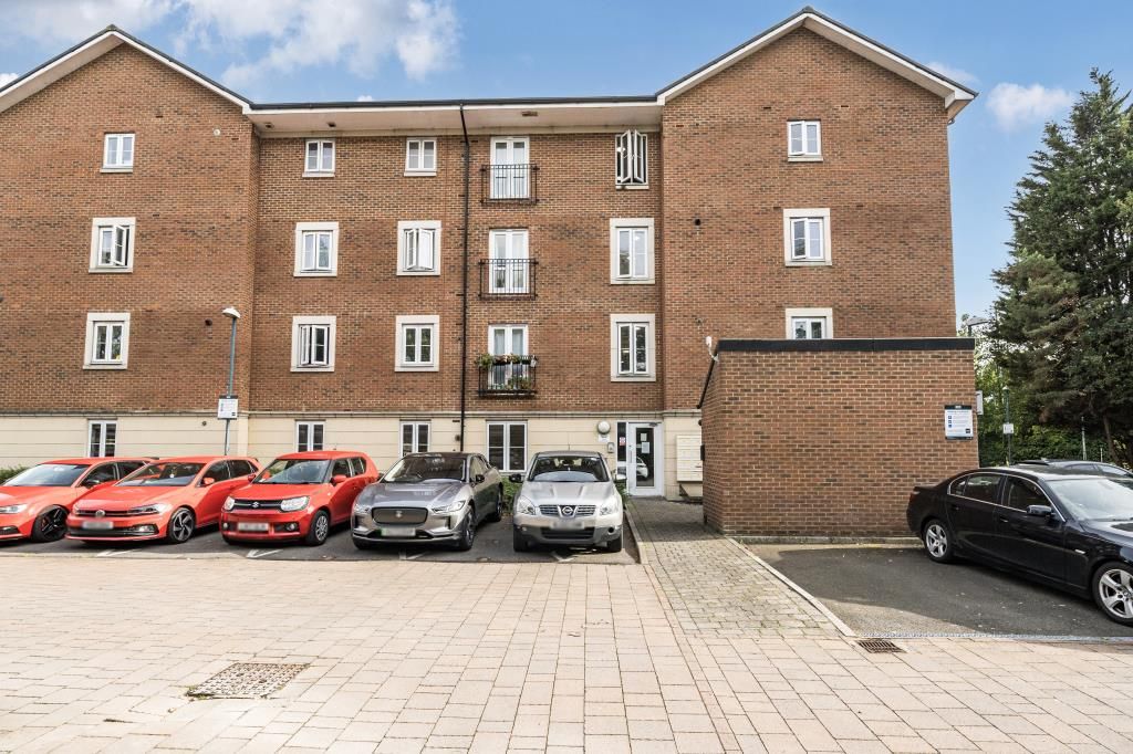 Property photo 1 of 20 External Front