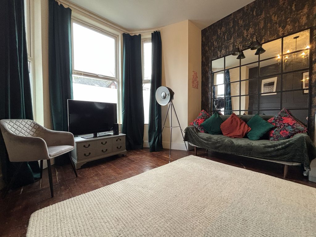 Property photo 3 of 9 Image