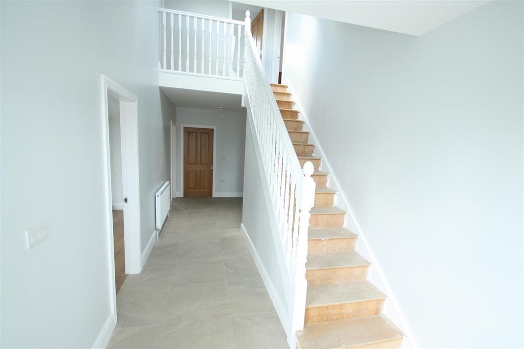 Property photo 3 of 22 Img_1084.Jpg