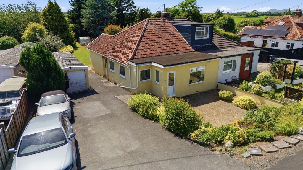 Property photo 2 of 29