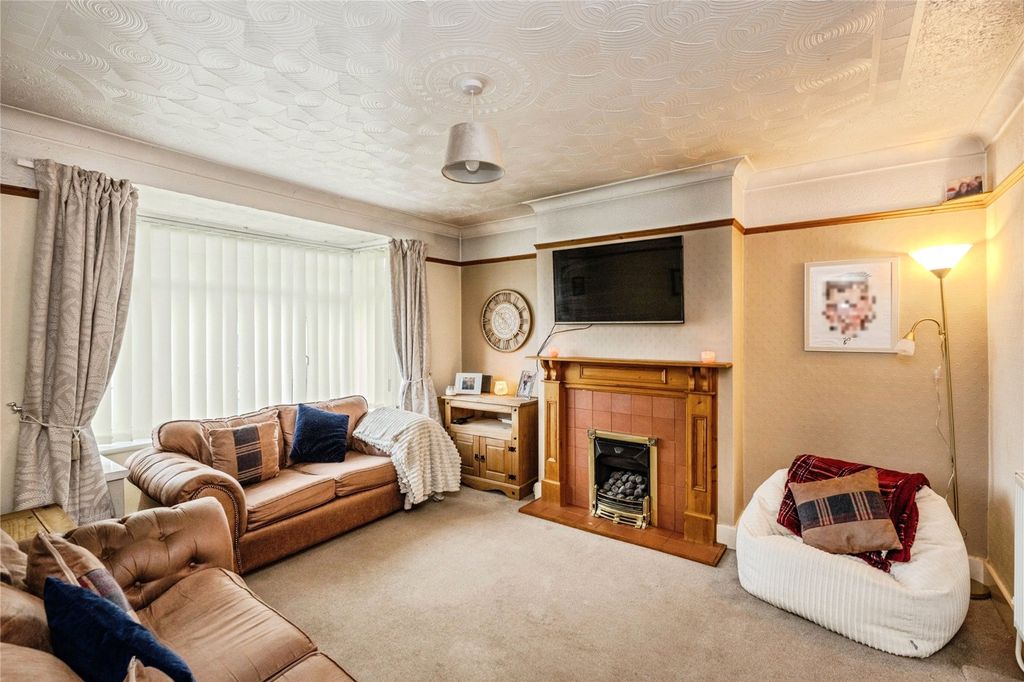 Property photo 3 of 23 Picture No. 11