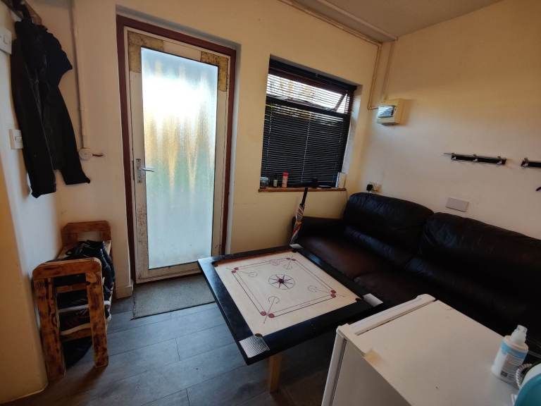 Property photo 2 of 3