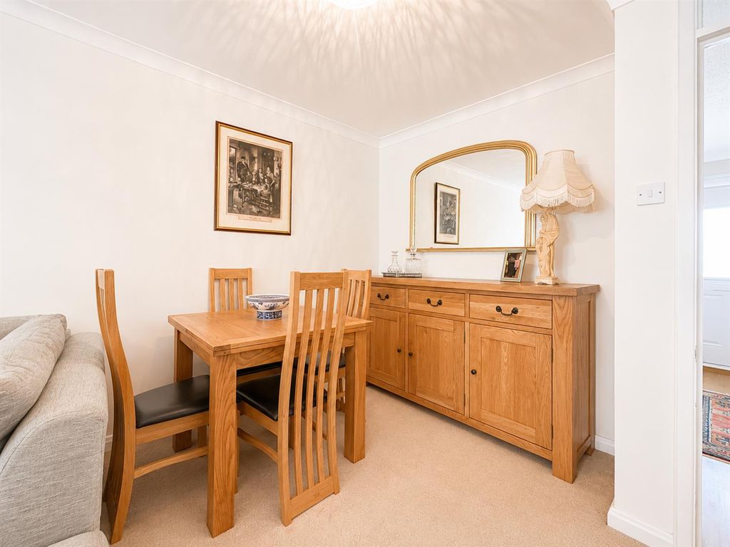 Property photo 3 of 13 Dining Area
