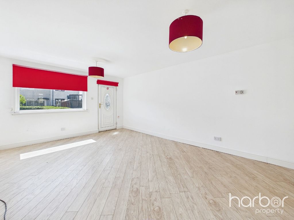 Property photo 3 of 14 5257206
