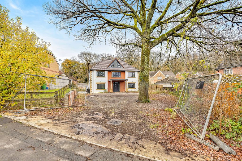 Property photo 1 of 34