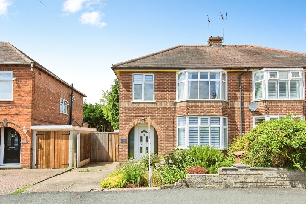 Property photo 1 of 17 Pbox-Img.Jpg