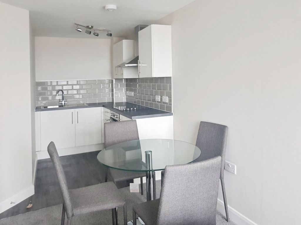 Property photo 3 of 7 Picture No. 10