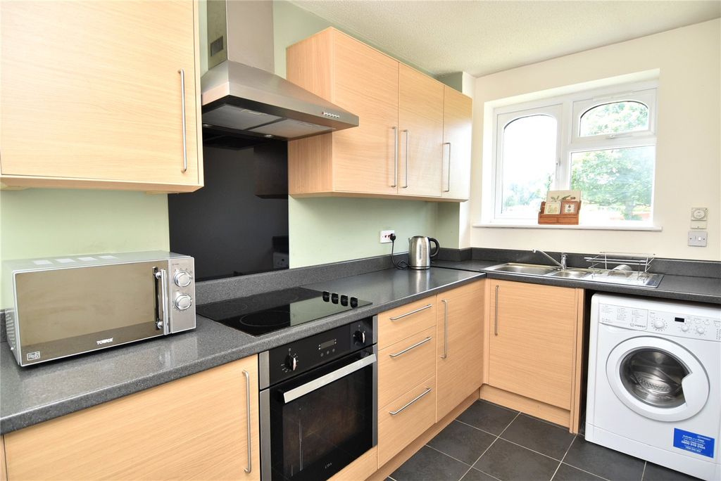 Property photo 3 of 9 Picture No. 04