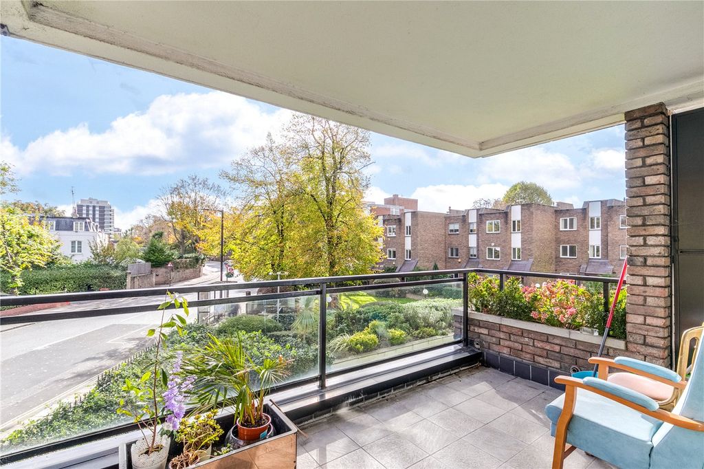 Property photo 3 of 27 Picture No. 28