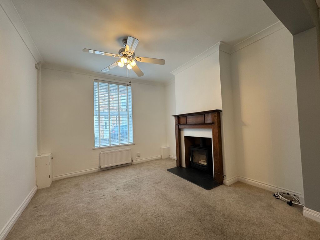 Property photo 3 of 16 Image