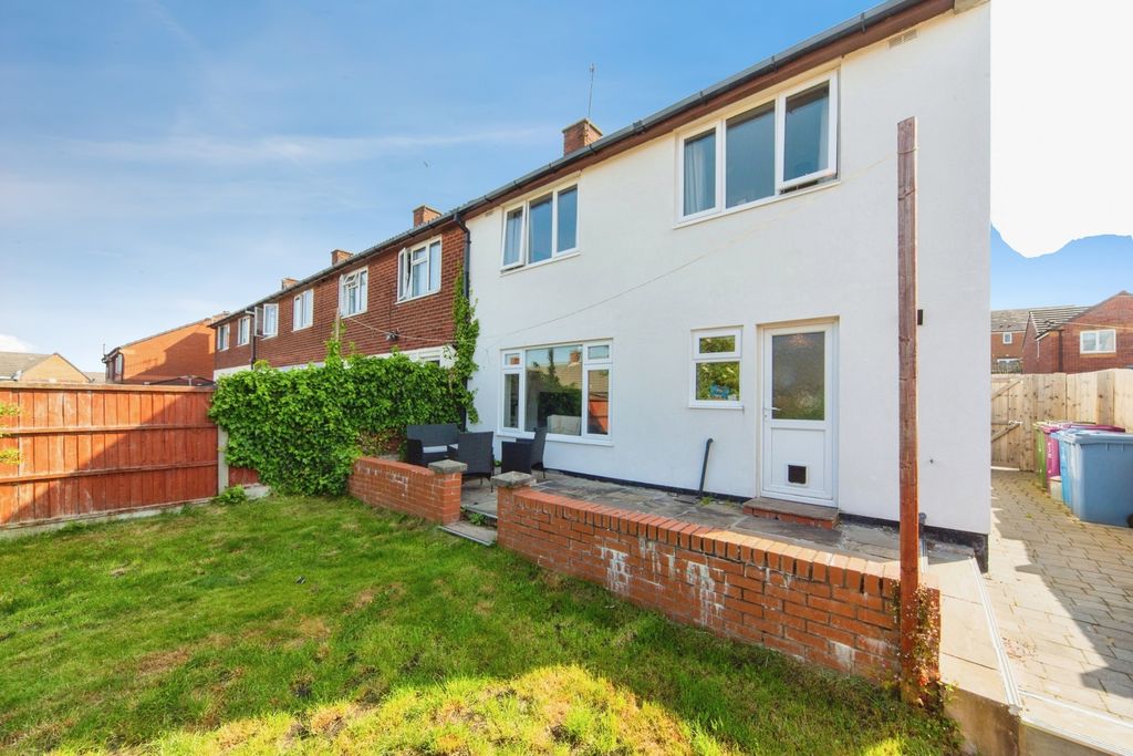 Property photo 2 of 19 Pbox-Img.Jpg