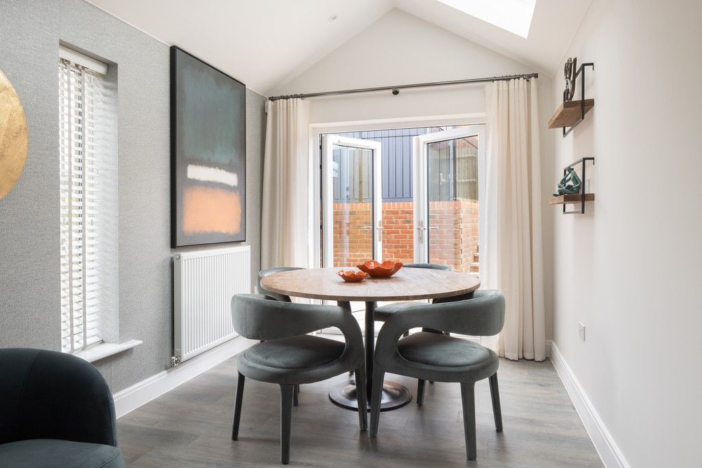 Property photo 2 of 9 Kings Barton At Monarchs Mead