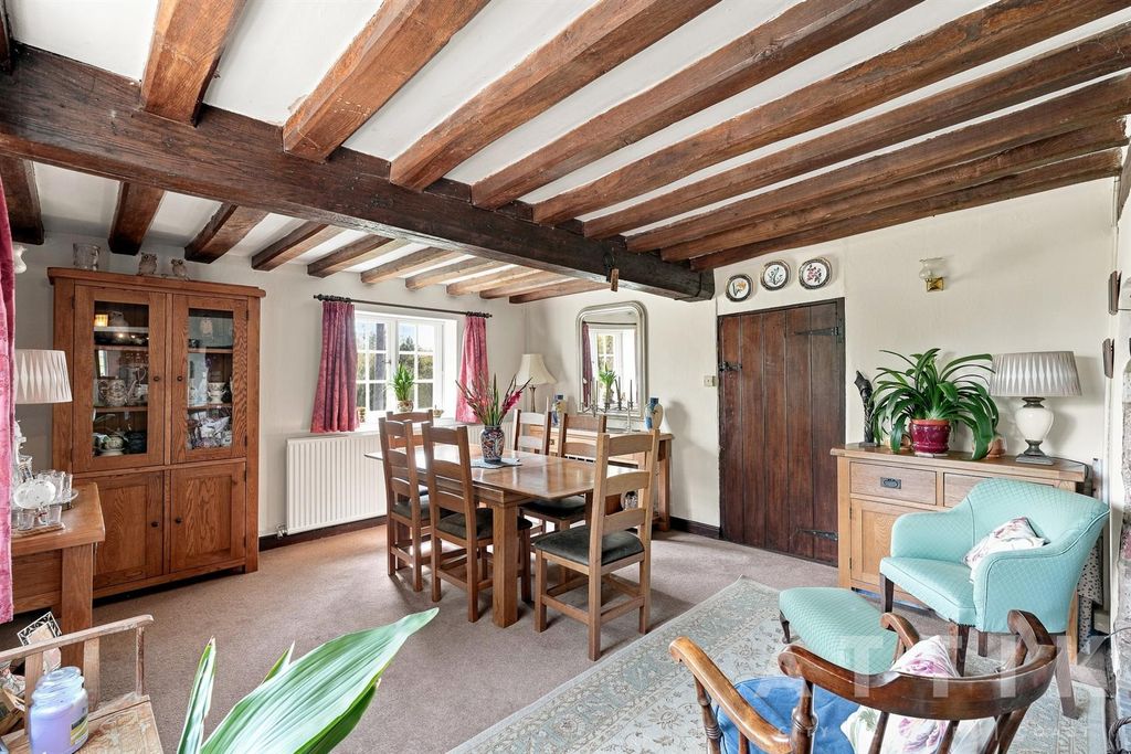 Property photo 2 of 58 Red_Barton_051.Jpg