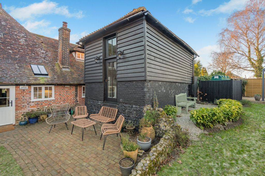 Property photo 2 of 21 Annexe