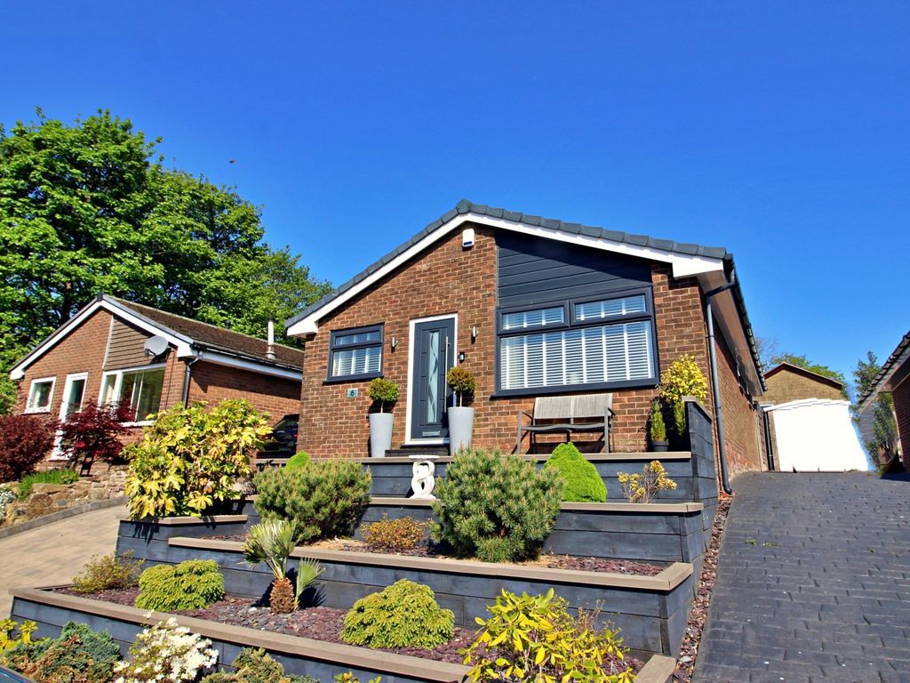 Property photo 1 of 31 Bungalow At The Front