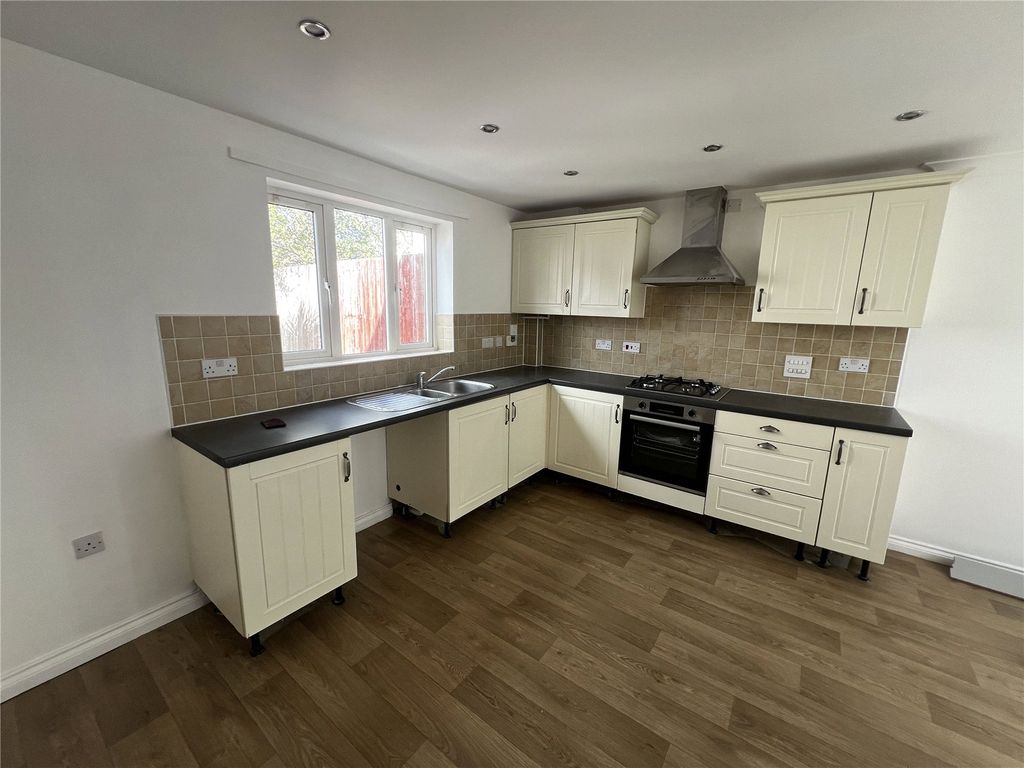Property photo 3 of 13 Picture No. 14